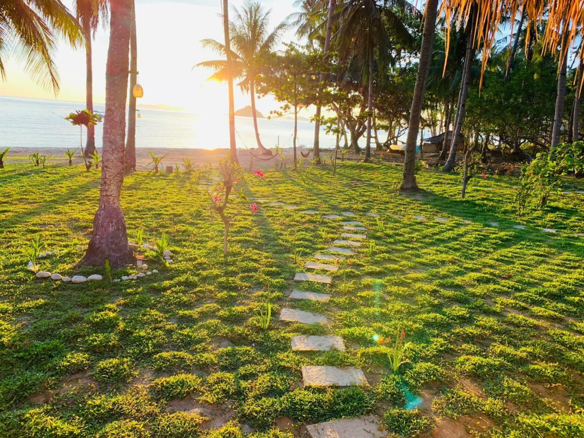 Moon Beach Villas El Nido Exterior photo
