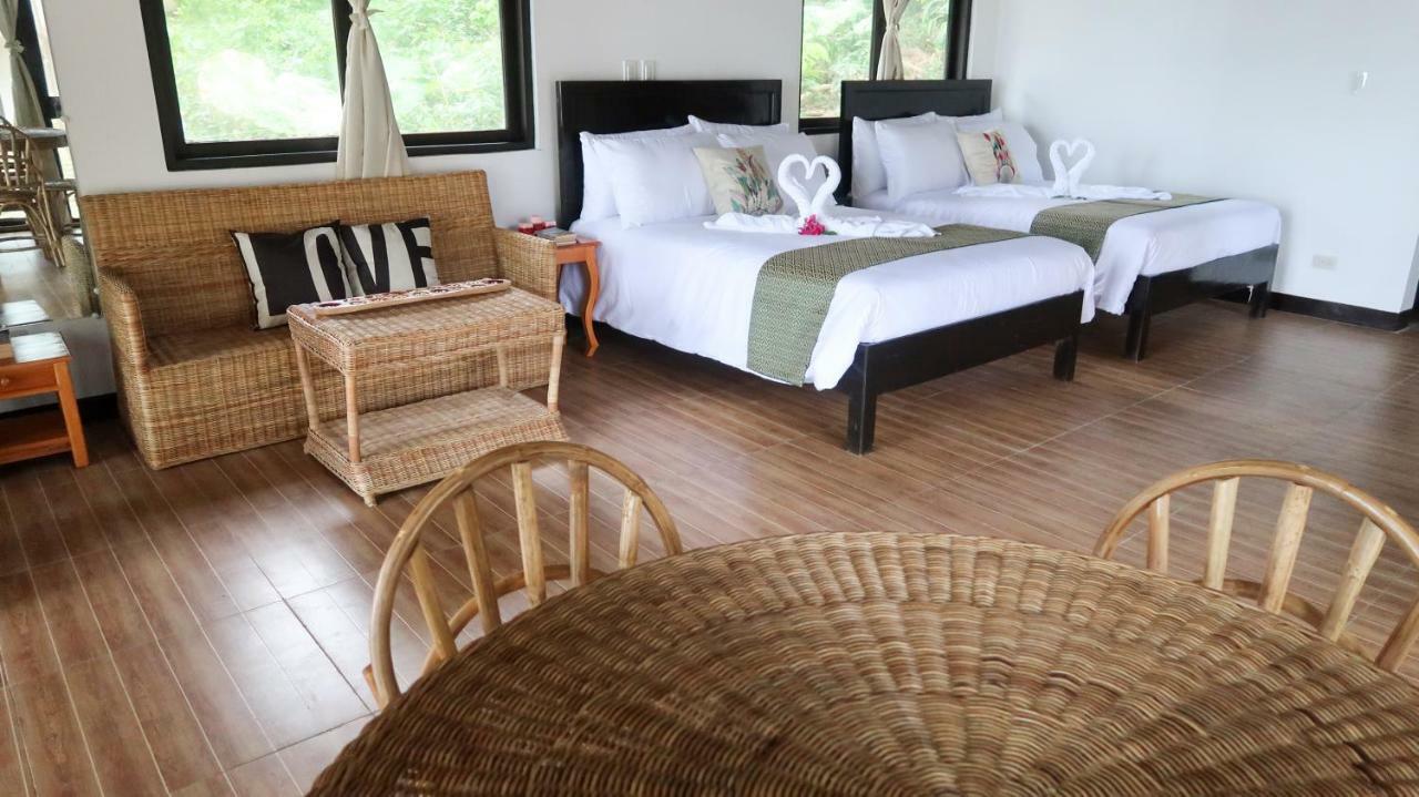 Moon Beach Villas El Nido Exterior photo